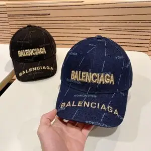 BALENCIAGA Signature Logo Baseball Cap