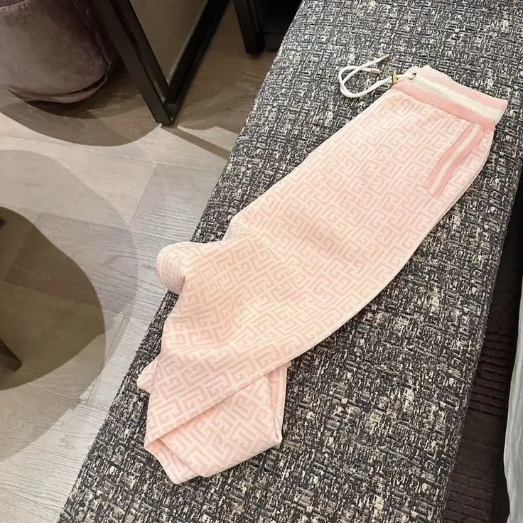 BALMAIN x Zara Pale Pink Sequin Co-ord Set BALMAIN x Zara Pale Pink Sequin Co-ord Set