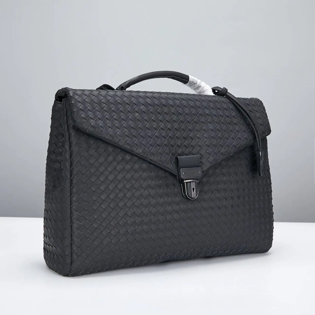 BOTTEGA Full-Grain Leather Briefcase BOTTEGA Full-Grain Leather Briefcase