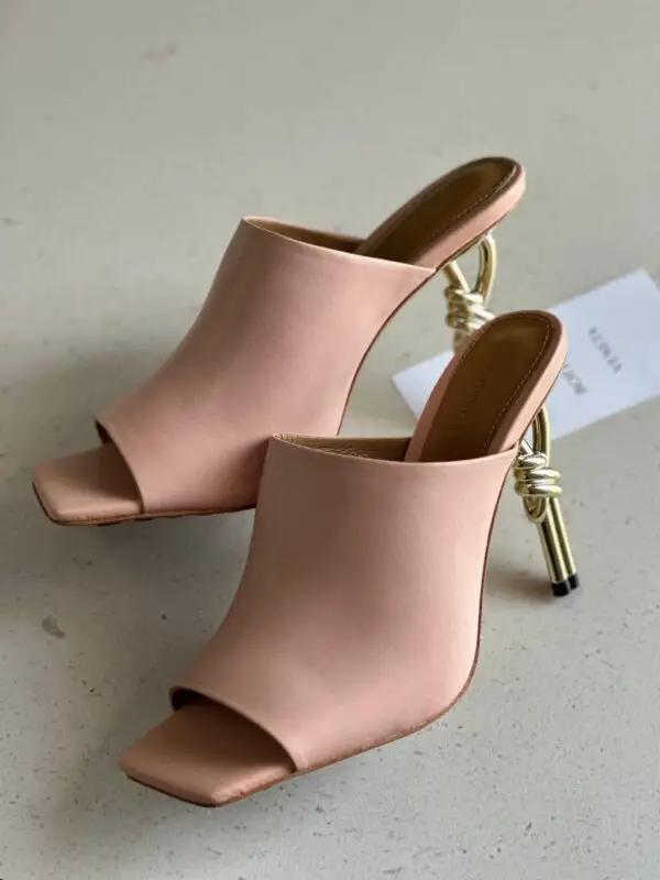 BOTTEGA