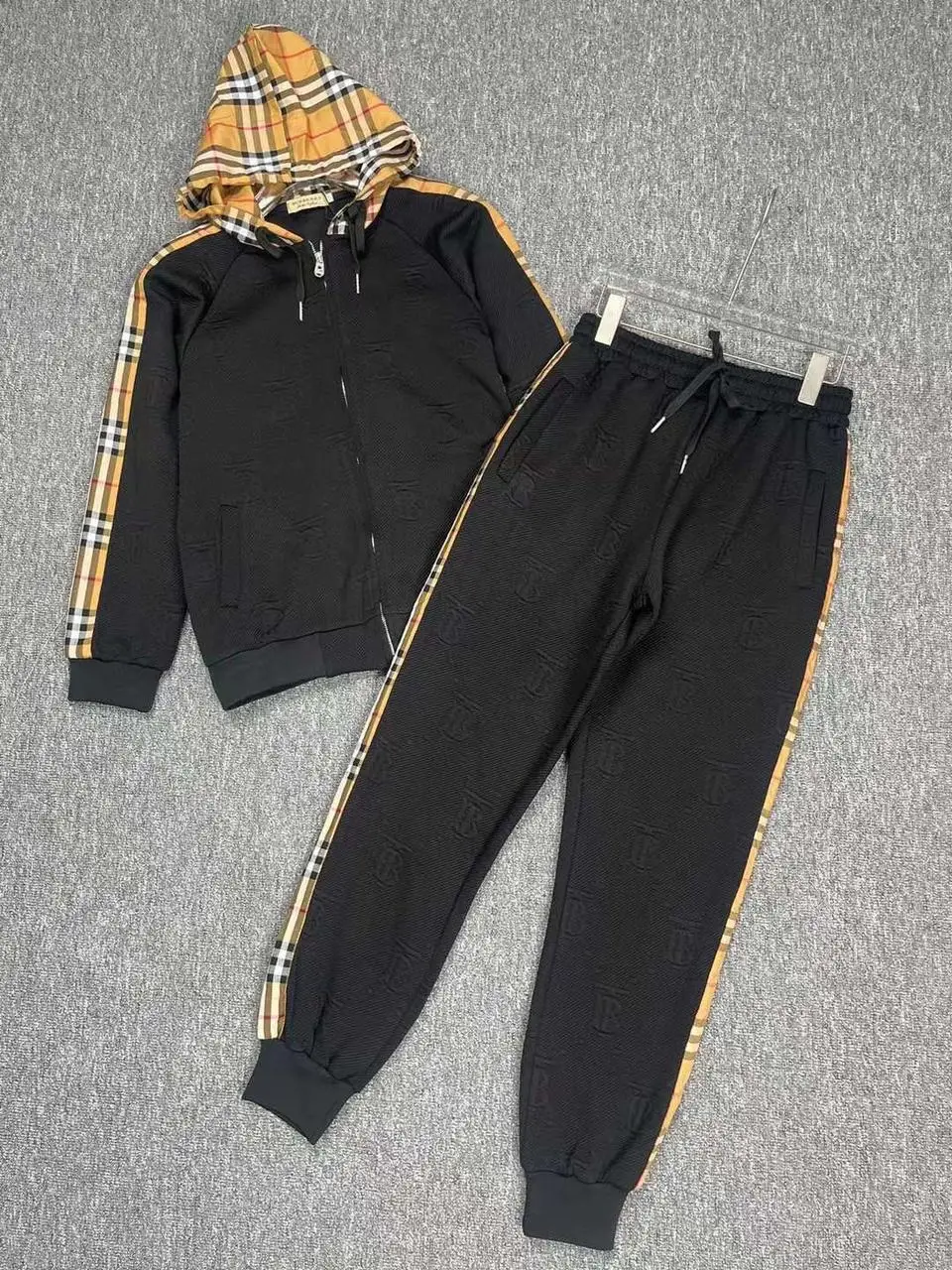 Burberry Tracksuit Set Burberry Tracksuit Set