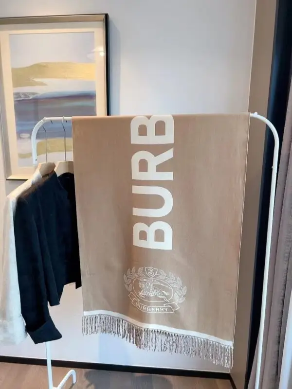 BURBERRY