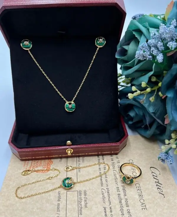 CARTIER