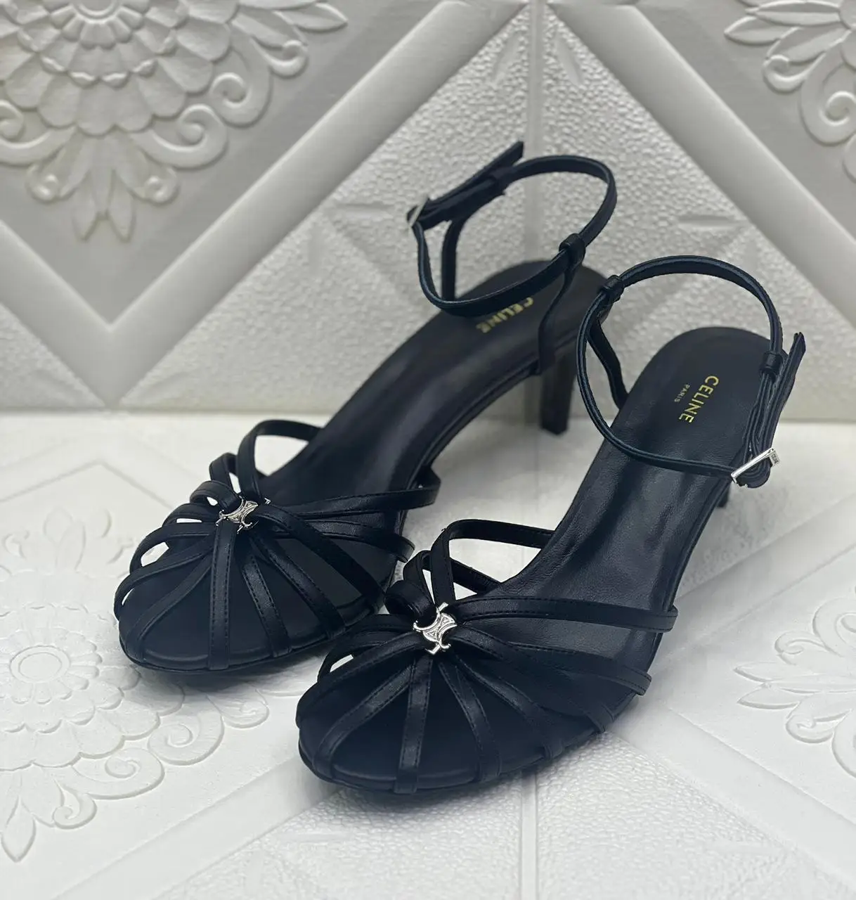 CELINE Elegantes Sandalas CELINE Elegantes Sandalas