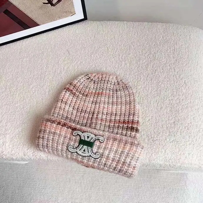 CELINE Cashmere Beanie Hat CELINE Cashmere Beanie Hat