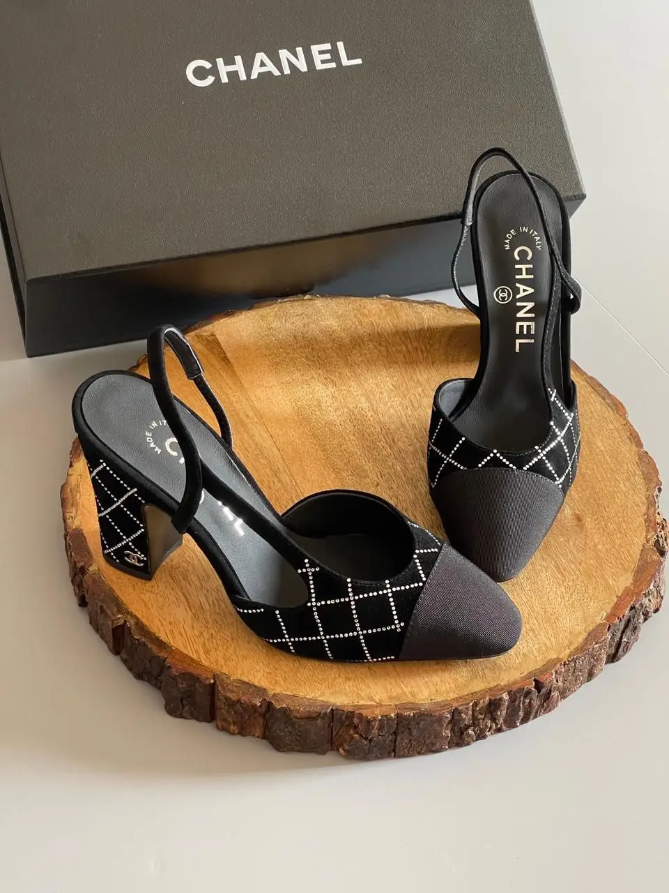 CHANEL Slingback Pumps CHANEL Slingback Pumps