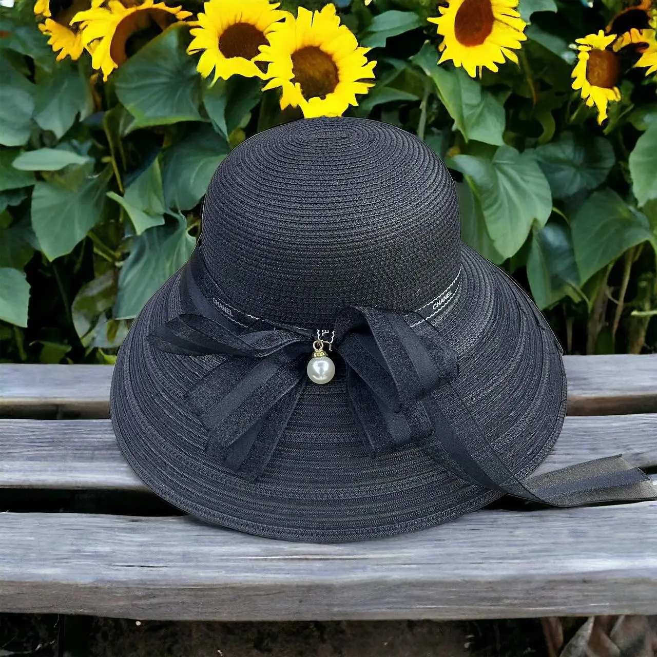 CHANEL Bow Straw Hat CHANEL Bow Straw Hat