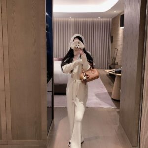 CHANEL Elegant Sportswear Set