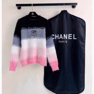 CHANEL Long Sleeve Cardigan