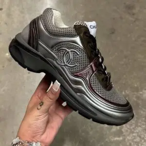CHANEL Signature CC Logo Sneaker