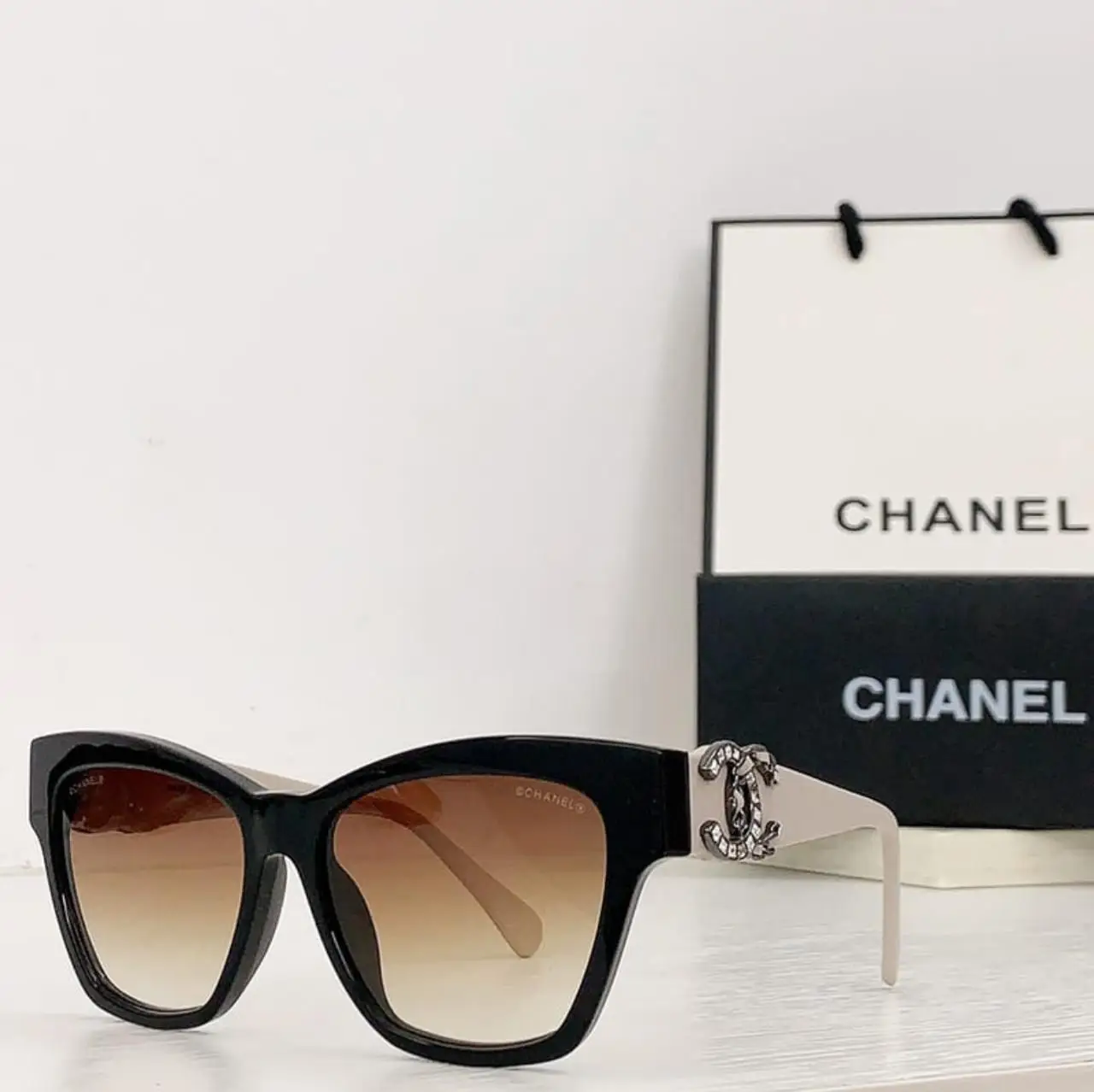 CHANEL CHANEL