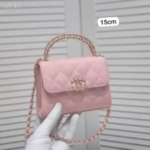CHANEL Mini Chain Pouch