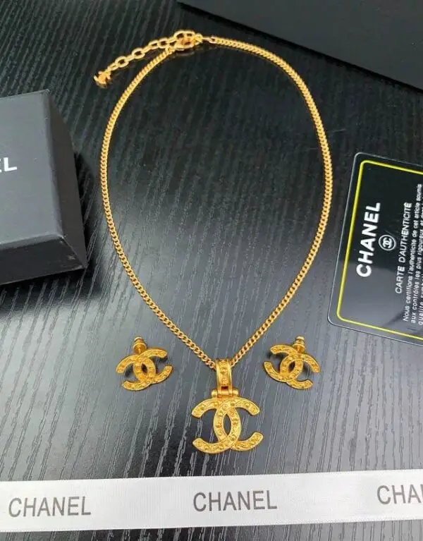 CHANEL