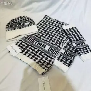 CHRISTIAN DIOR 30 Montaigne Scarf