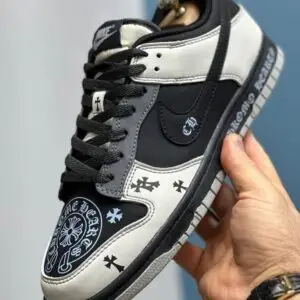 CHROME HEARTS NIKE SB DUNK LOW