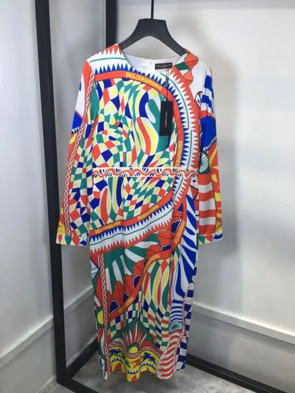 D & G