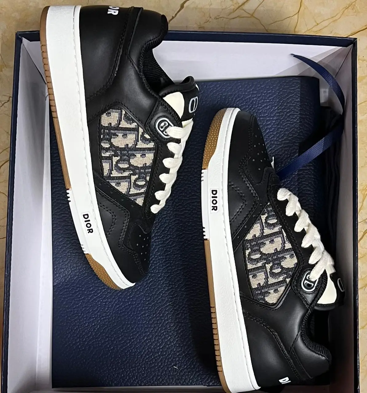 DIOR Uptown Low-Top Sneaker DIOR Uptown Low-Top Sneaker