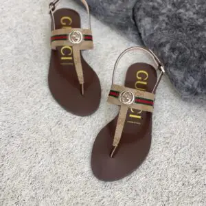 GUCCI Flat Sandals