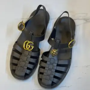 GUCCI Strap Flat Sandals