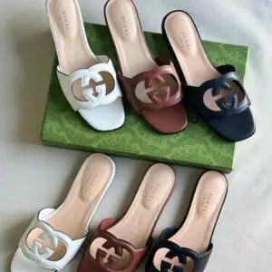 GUCCI Flat Sandals