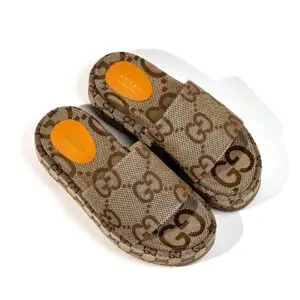 GUCCI Maxi GG Canvas Platform Slides