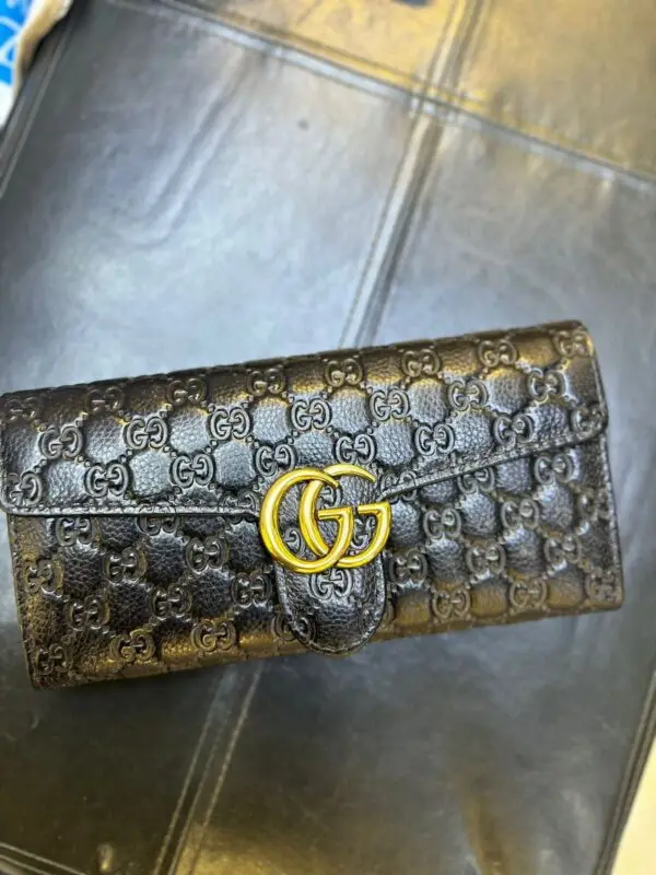 GUCCI