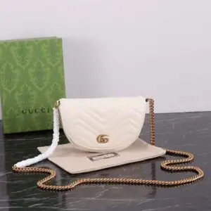 GUCCI Marmont Matelassé Mini Bag