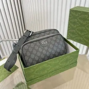 GUCCI Canvas Messenger Bag