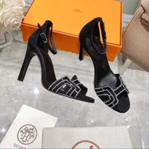 HERMES HEELS
