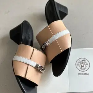 HERMES Gigi Kelly Sandals