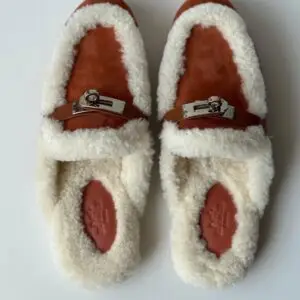 HERMES Sheepskin Slippers for Women