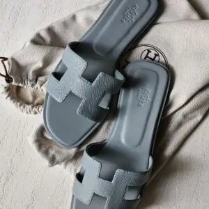 HERMÈS Oran Sandals in Sand