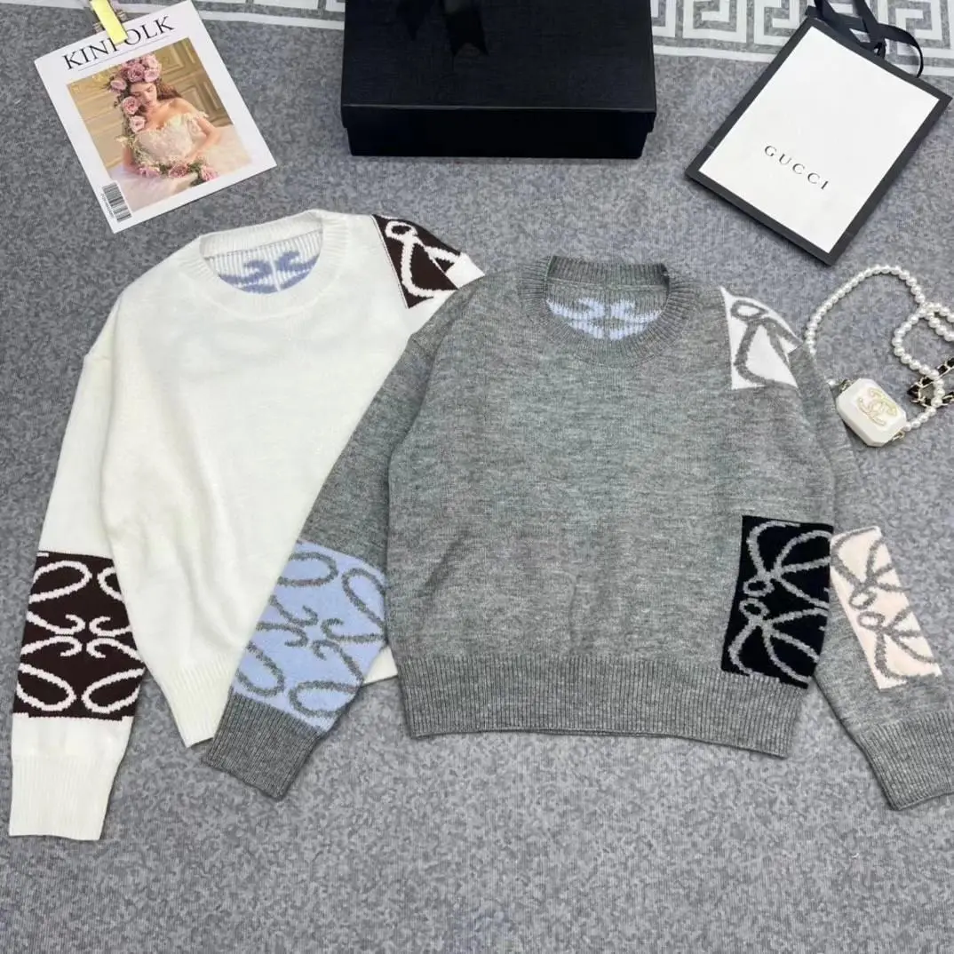 L OE WE Autumn Knitted Sweater L OE WE Autumn Knitted Sweater