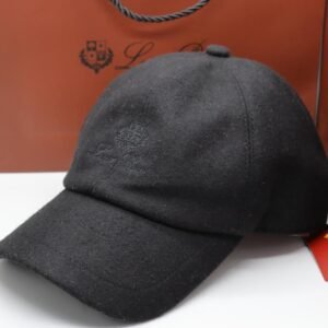 LORO PIANA