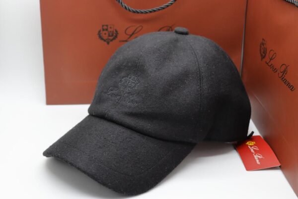 LORO PIANA