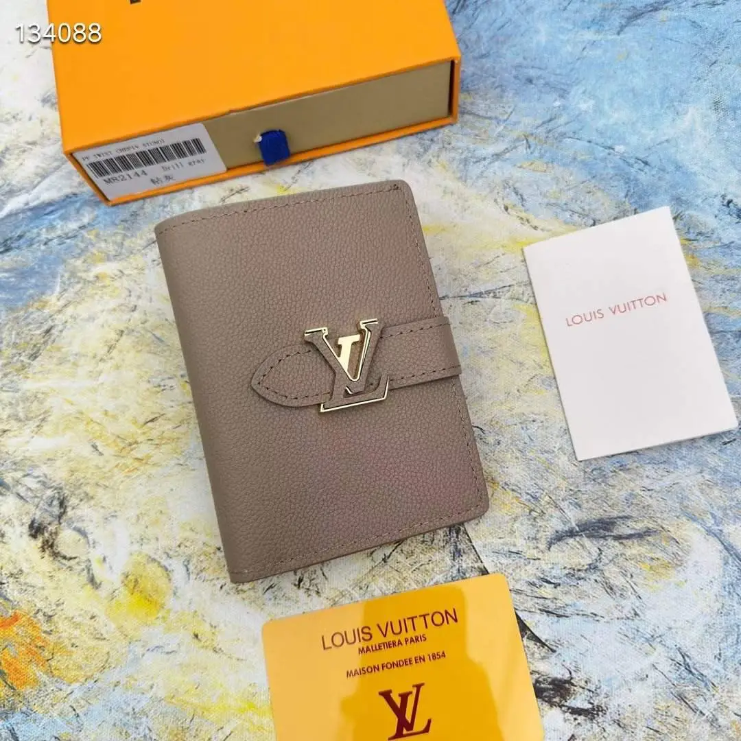 LOUIS VUITTON LOUIS VUITTON