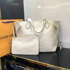 Louis Vuitton Neverfull MM Tote Bag