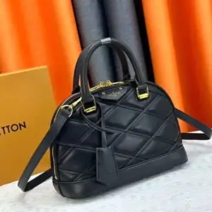 Louis Vuitton Alma BB