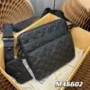 LOUSE VUITTON Messenger Bag