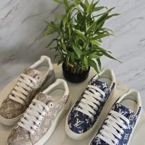 LOUIS VUITTON Time Out Sneaker
