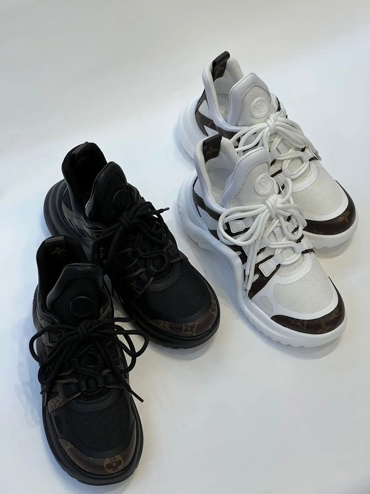 LOUSE VUITLouis Vuitton Archlight SneakersTON Louis Vuitton Archlight Sneakers