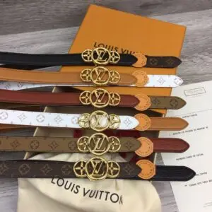LOUSE VUITTON