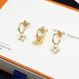 LOUSE VUITTON