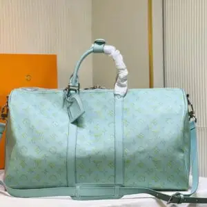 LOUSE VUITTON Keepall Turquoise bag