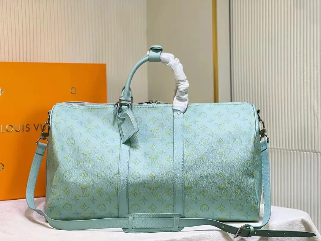 LOUSE VUITTON Keepall Turquoise bag LOUSE VUITTON Keepall Turquoise bag