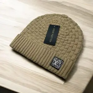 LOUSE VUITTON