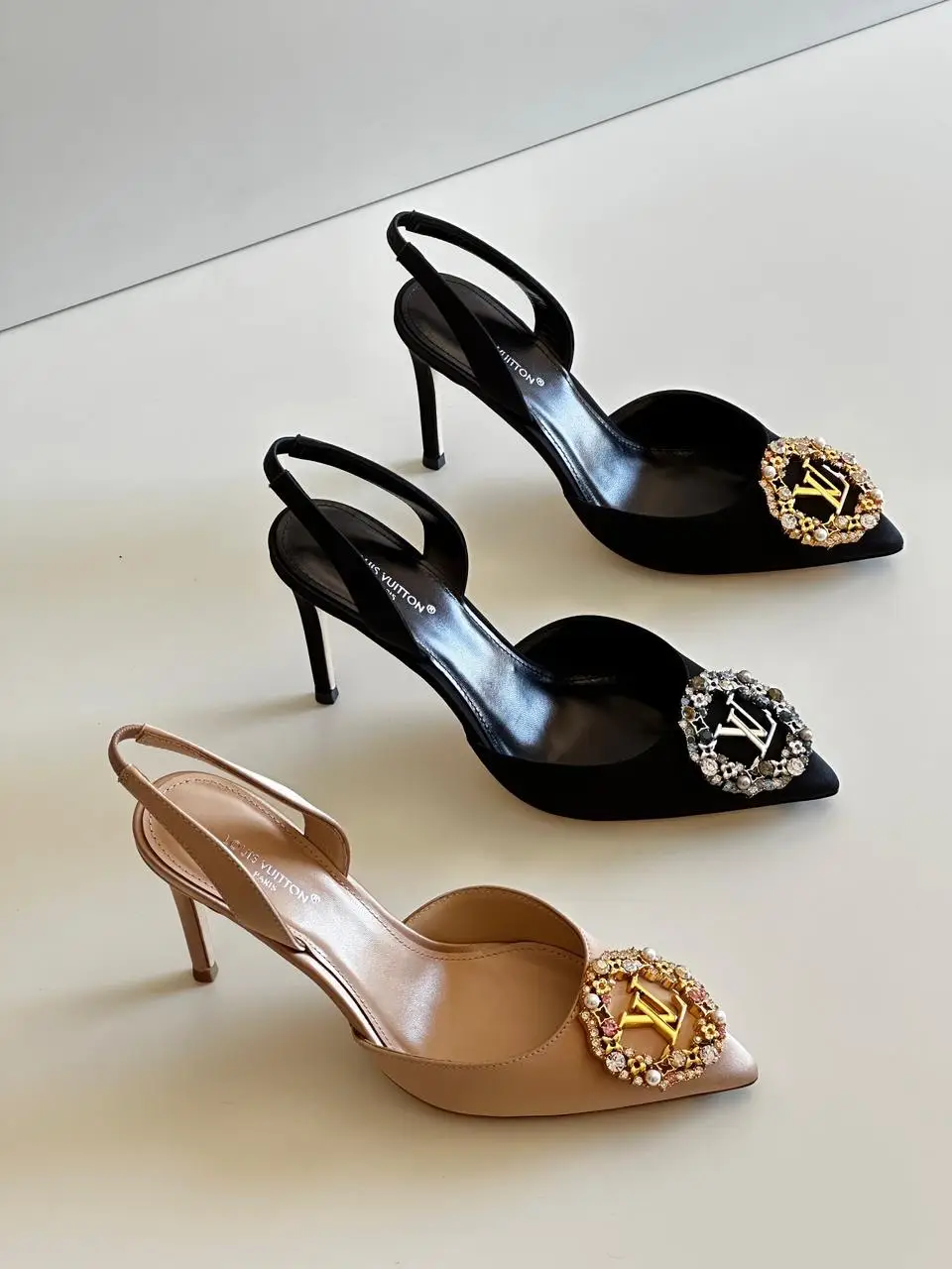 LOUIS VUITTON Met Slingback Pump LOUIS VUITTON Met Slingback Pump