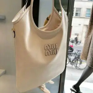 MIU MIU Ivy Leather Tote Bag