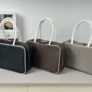 MIU MIU Beau Leather Bag
