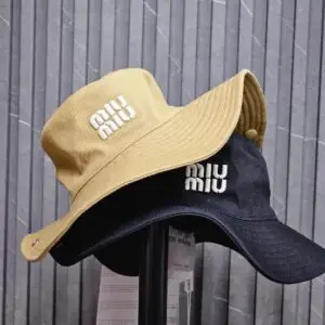 MIU MIU